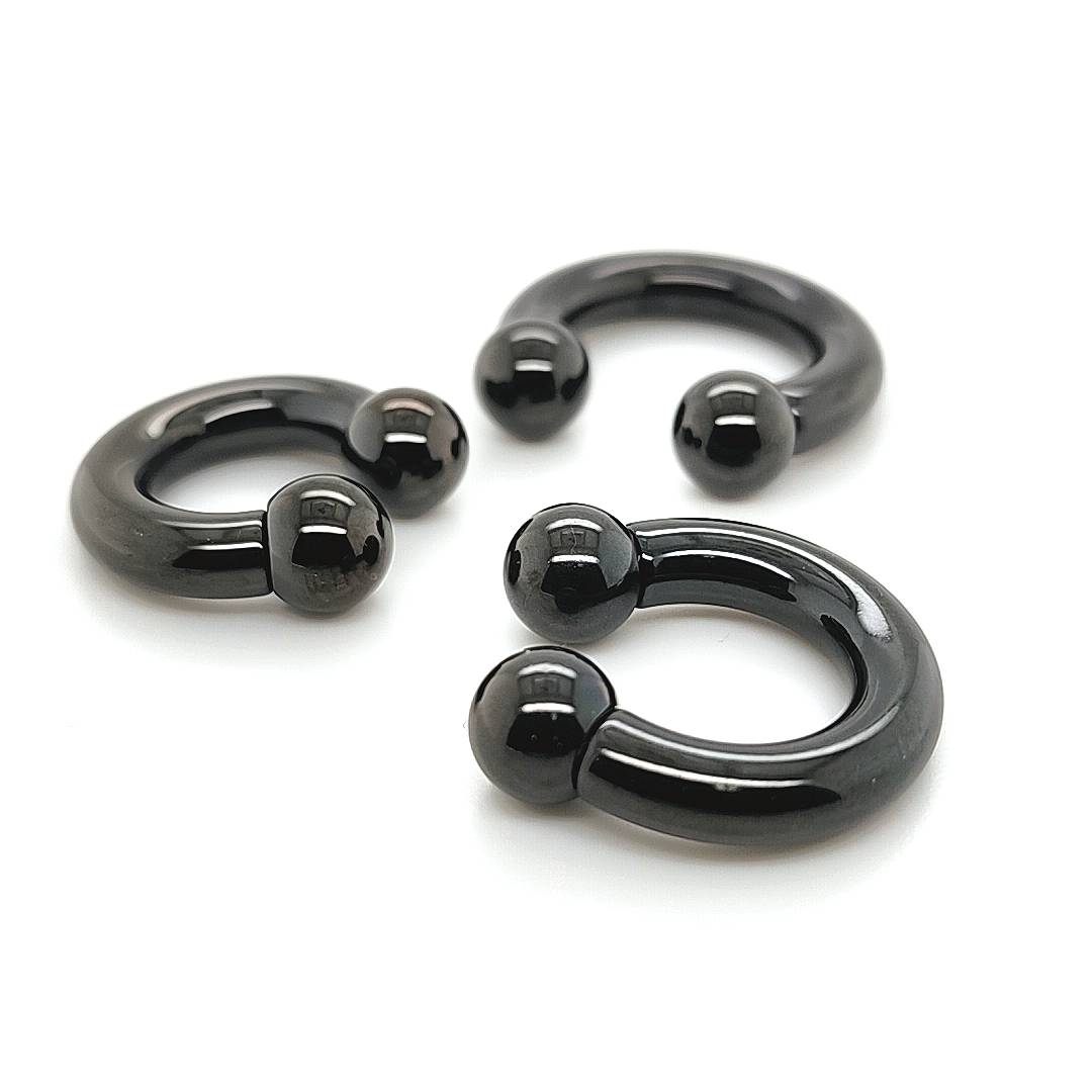 4G CBB Horseshoe, Ball-Black Steel