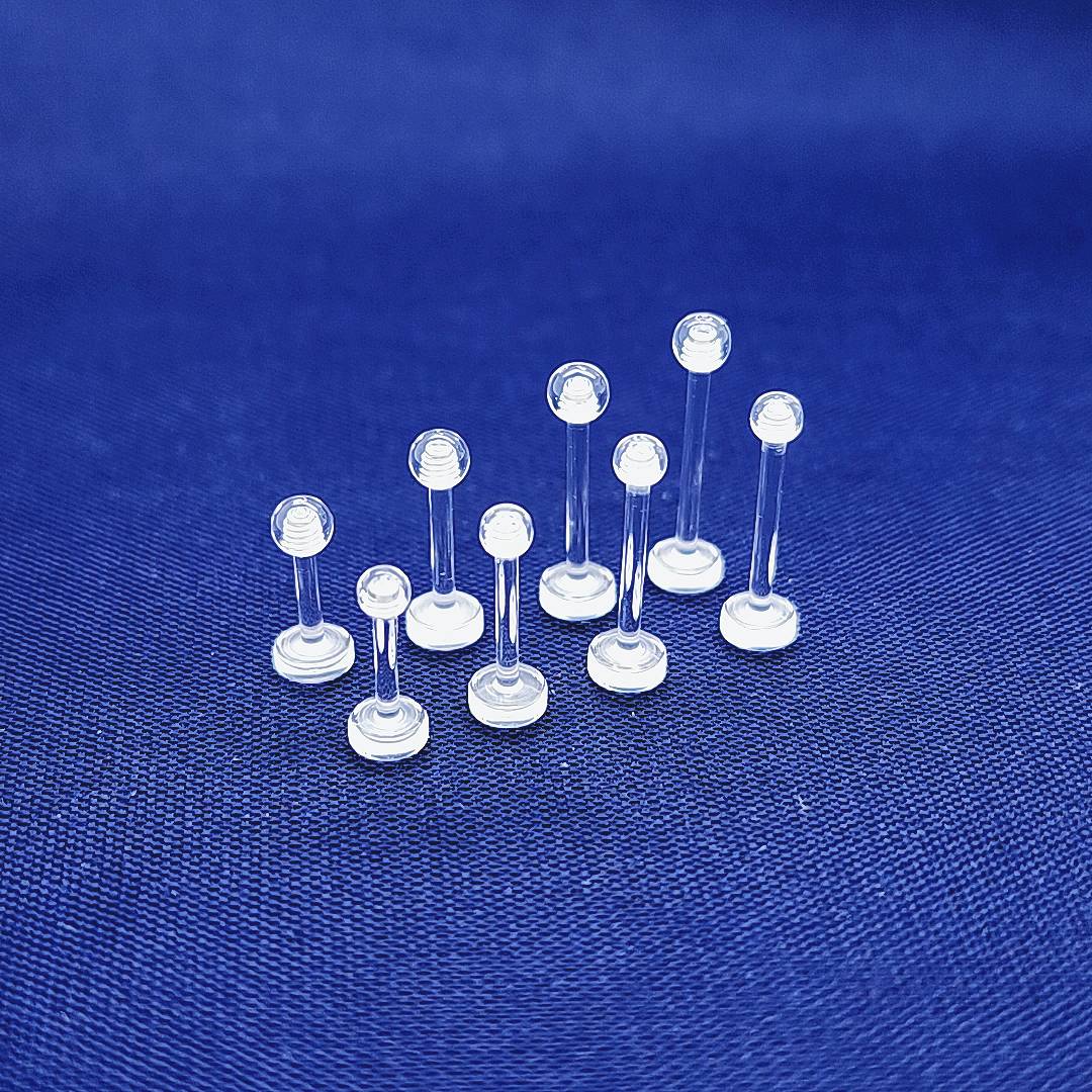 16G Acrylic Labret, 2.5mm/3.0mm Ball - Clear Retainer